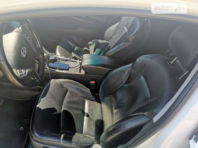 Седан Hyundai Sonata 2011 в Черноморске