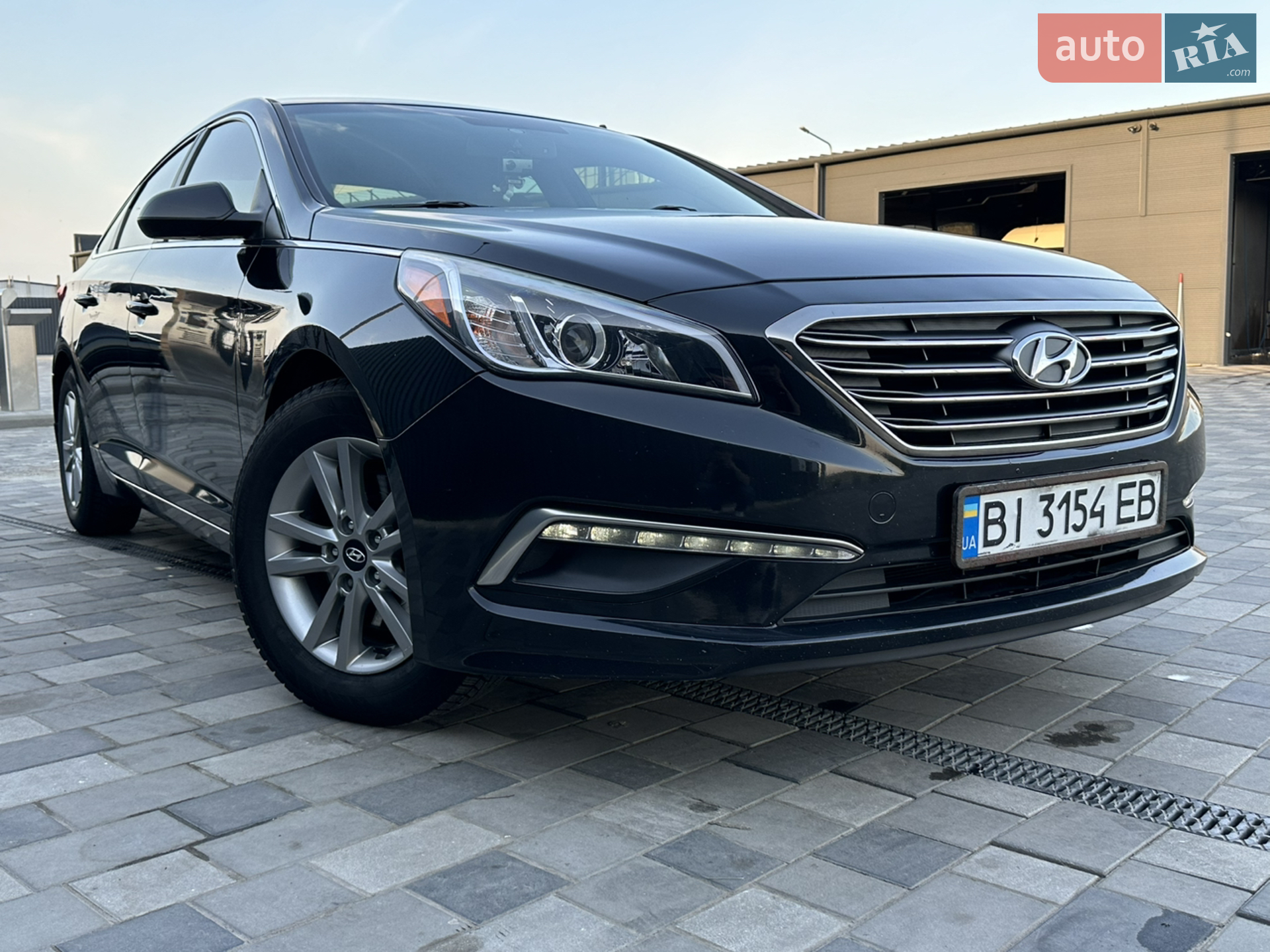 2015 Hyundai Sonata - мініатюра 16