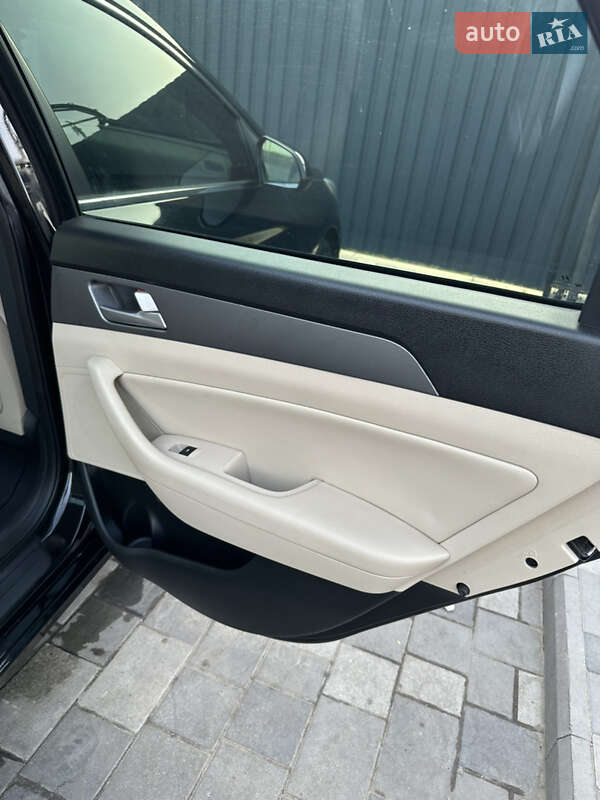 Седан Hyundai Sonata 2015 в Полтаве