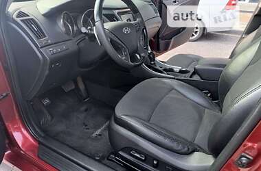 Седан Hyundai Sonata 2013 в Раздельной