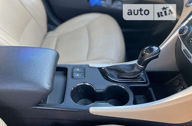 Седан Hyundai Sonata 2012 в 