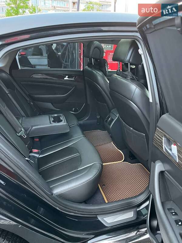 Седан Hyundai Sonata 2014 в Хмільнику