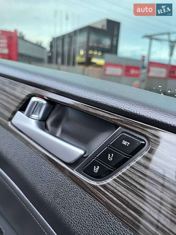 Седан Hyundai Sonata 2014 в Хмільнику