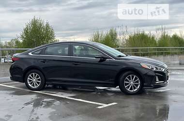 Седан Hyundai Sonata 2018 в Киеве