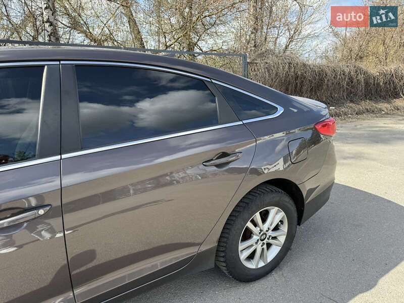 Седан Hyundai Sonata 2015 в Лубнах