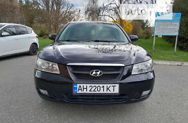 Седан Hyundai Sonata 2005 в Александрие