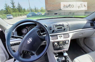 Седан Hyundai Sonata 2005 в Александрие
