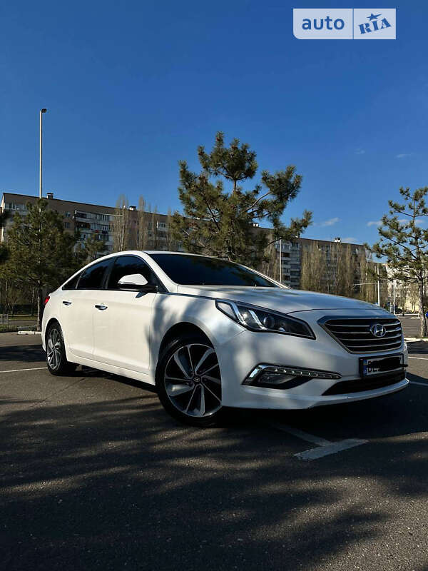 Седан Hyundai Sonata 2015 в Миколаєві