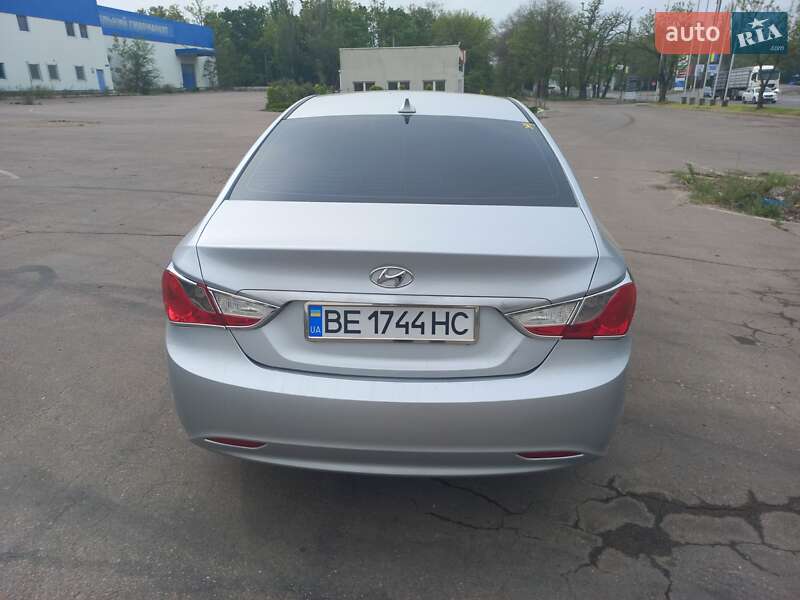 Седан Hyundai Sonata 2012 в Николаеве