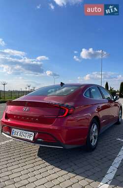 Седан Hyundai Sonata 2020 в Полонному