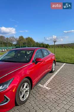 Седан Hyundai Sonata 2020 в Полонному