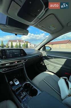 Седан Hyundai Sonata 2020 в Полонному