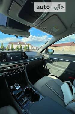 Седан Hyundai Sonata 2020 в Полонном