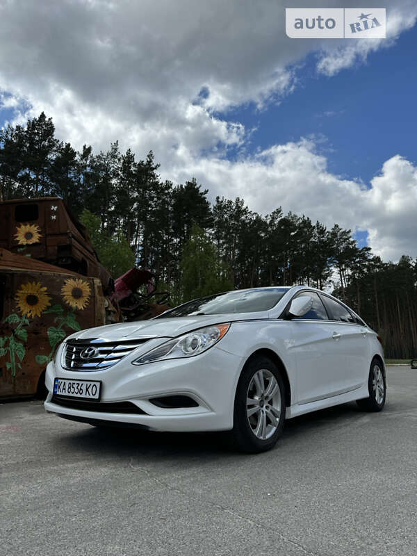 Седан Hyundai Sonata 2014 в Ірпені