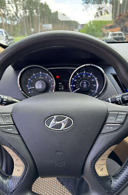 Седан Hyundai Sonata 2014 в Ирпене