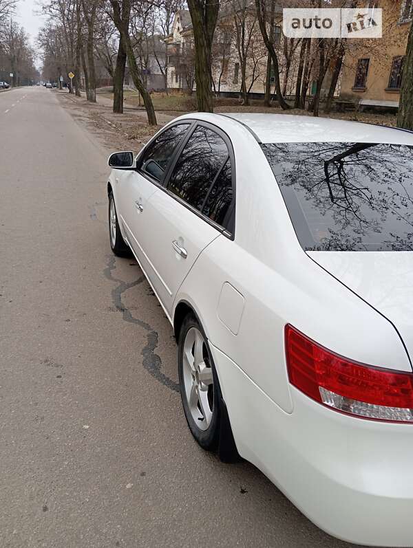Седан Hyundai Sonata 2007 в Никополе