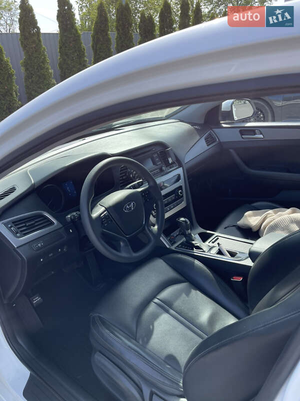 Седан Hyundai Sonata 2014 в Одессе