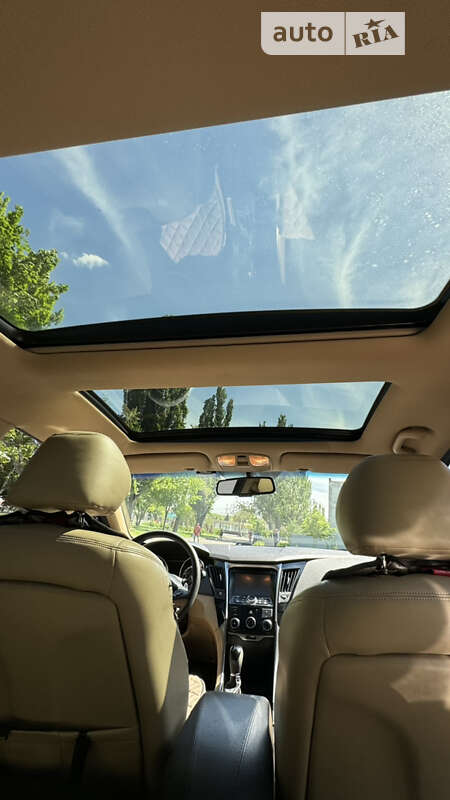 Седан Hyundai Sonata 2013 в Дніпрі