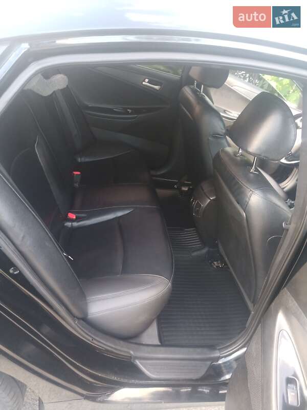 Седан Hyundai Sonata 2012 в Дніпрі