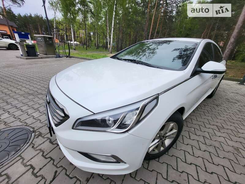 Седан Hyundai Sonata 2016 в Киеве