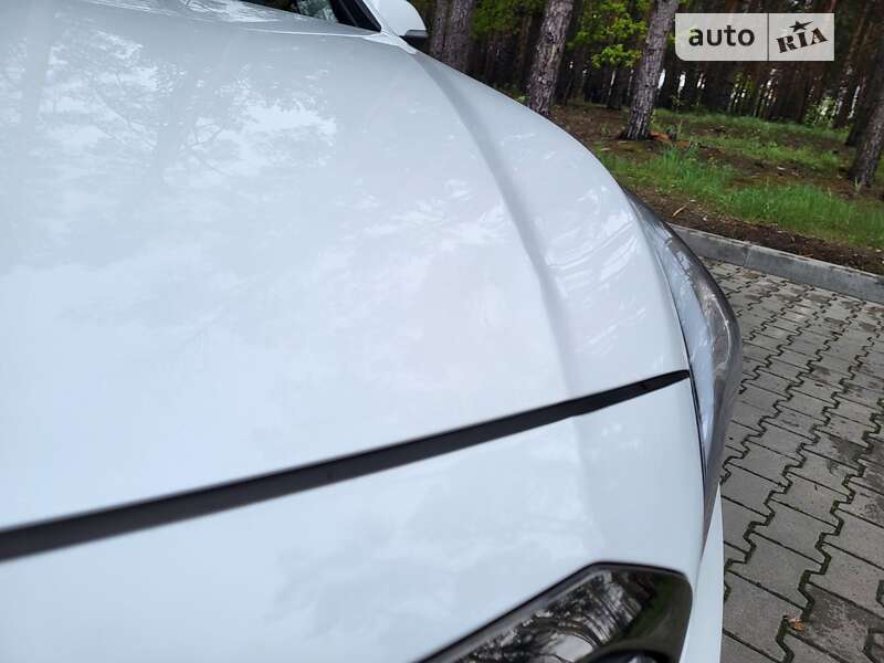 Седан Hyundai Sonata 2016 в Киеве