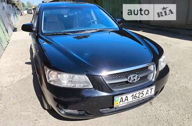 Седан Hyundai Sonata 2005 в Киеве