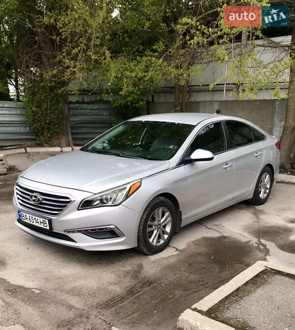 Седан Hyundai Sonata 2015 в Кропивницком