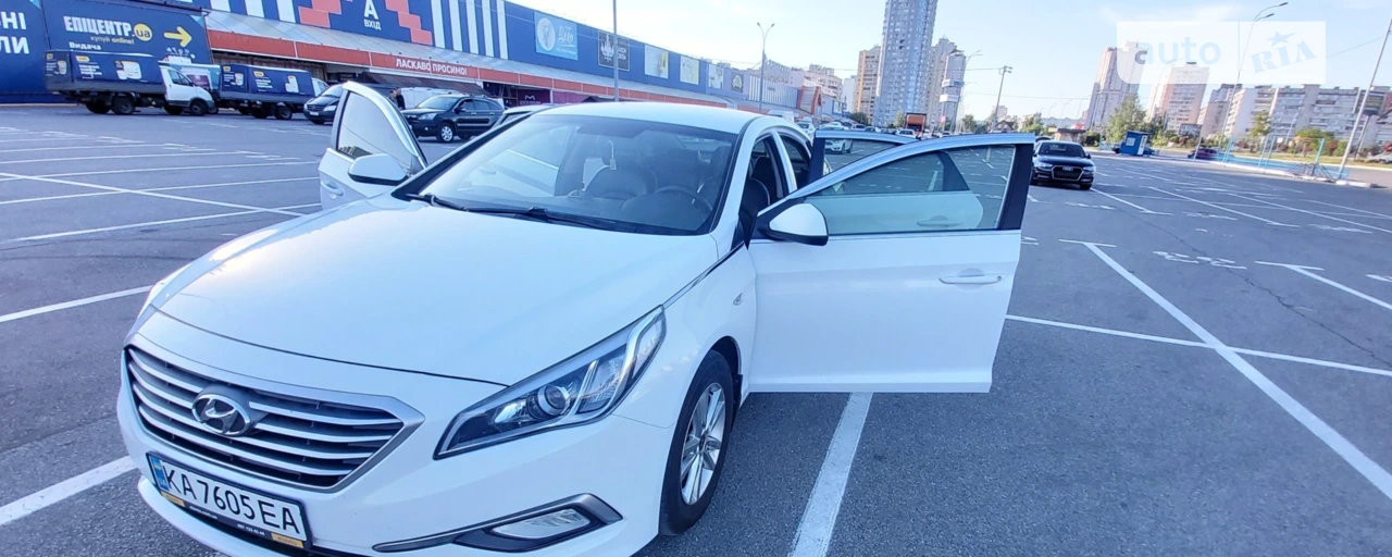 2017 Hyundai Sonata - мініатюра 24