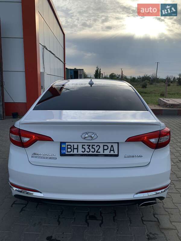 Седан Hyundai Sonata 2015 в Болграді