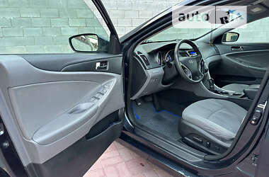 Седан Hyundai Sonata 2010 в Ровно
