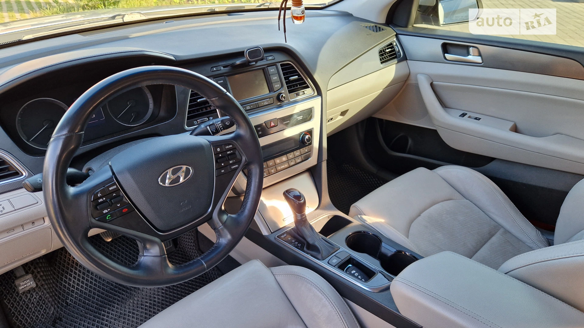 2014 Hyundai Sonata - мініатюра 23