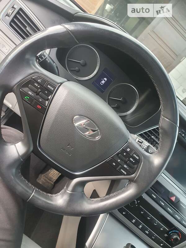 Седан Hyundai Sonata 2016 в Стрые фото 124 Седан Hyundai Sonata 2016 в Стрые