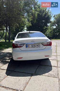 Седан Hyundai Sonata 2013 в Лубнах