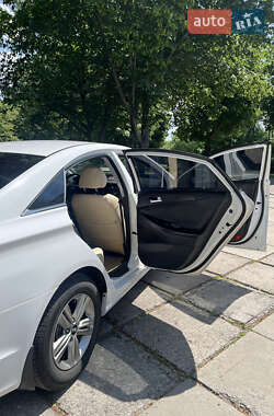 Седан Hyundai Sonata 2013 в Лубнах