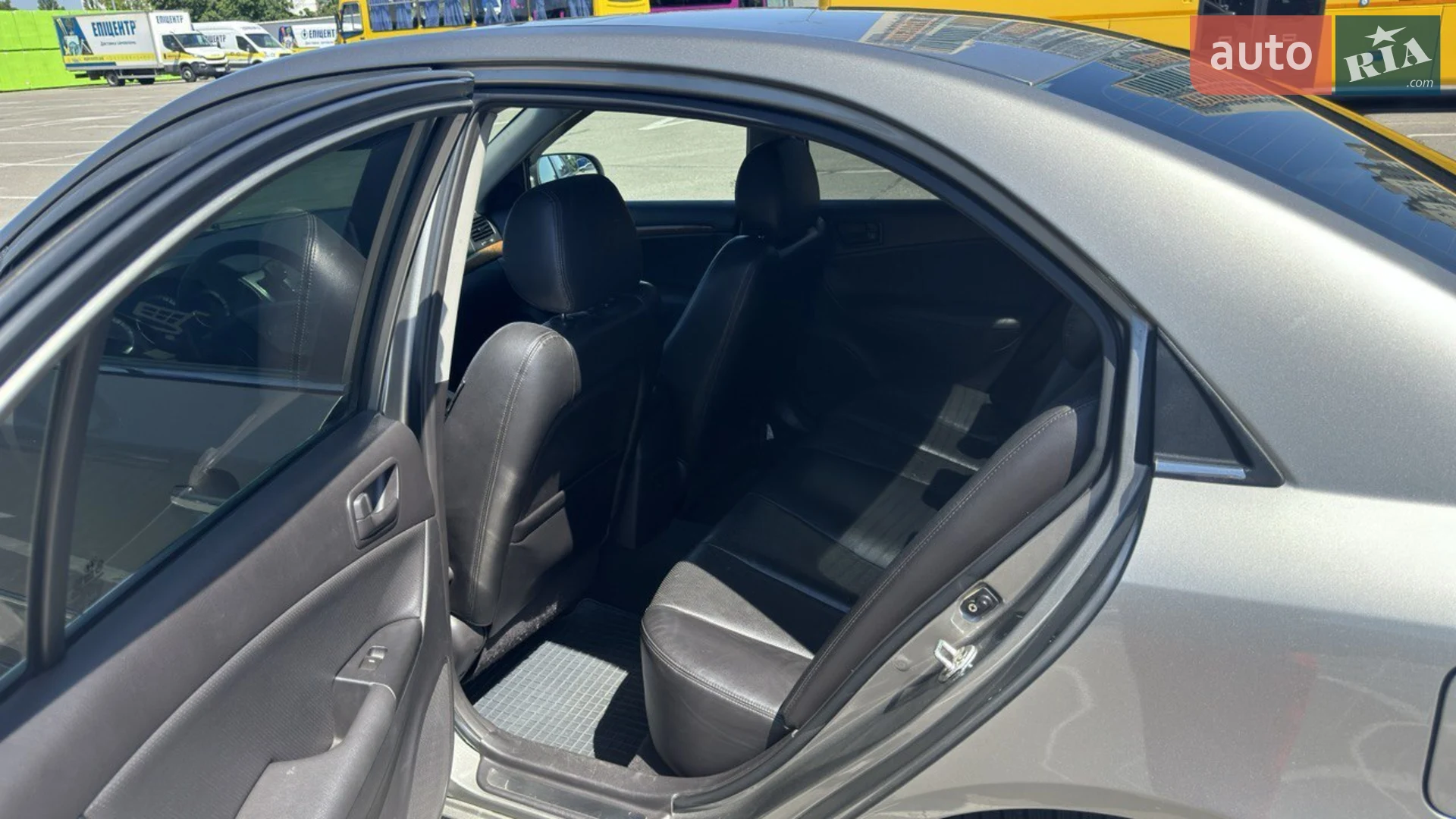 Hyundai Sonata 2008 VIN KMHEU41FP9A548890 фото оголошення 9 з 16