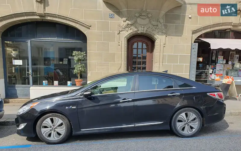 Hyundai Sonata