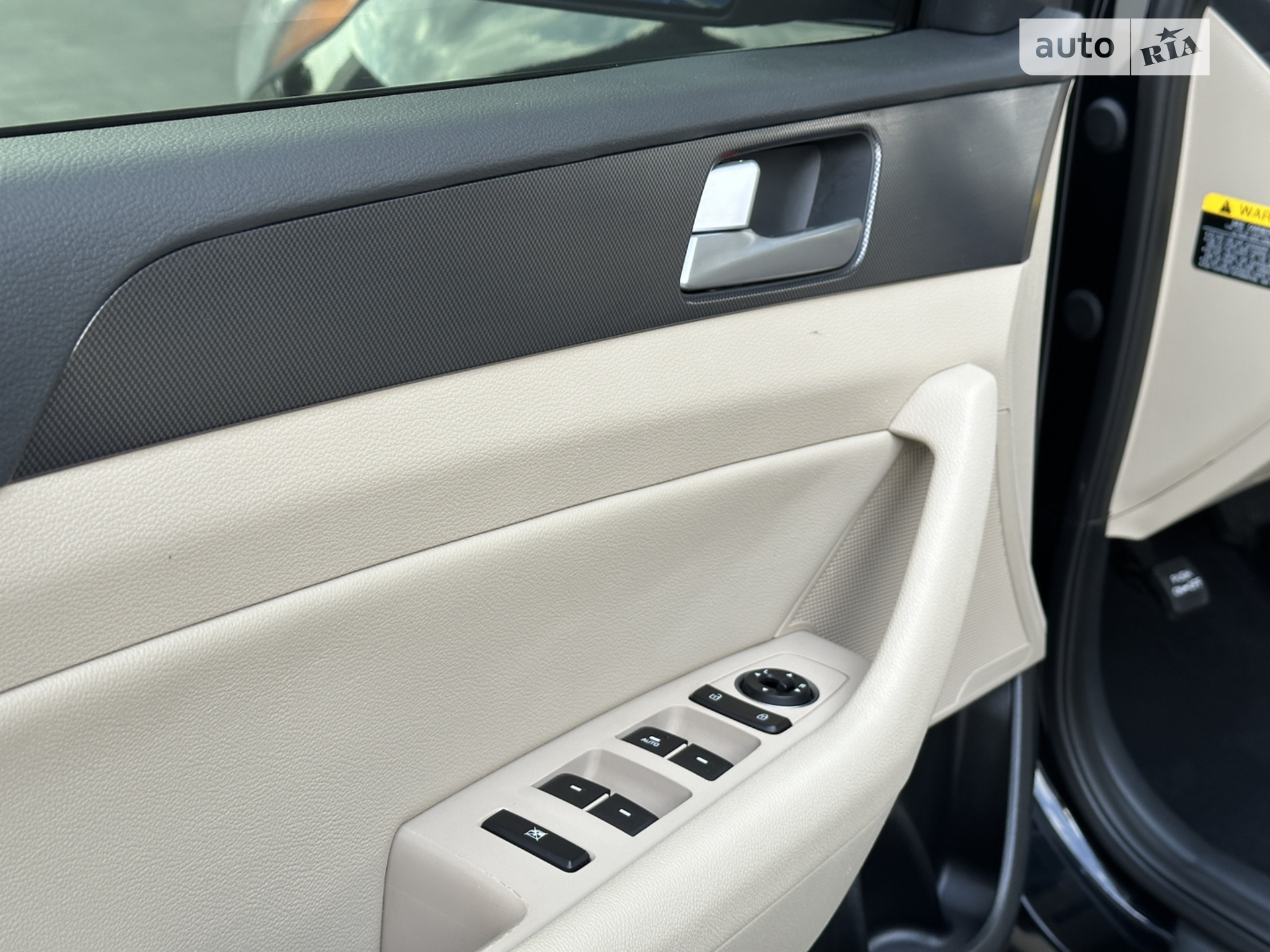2015 Hyundai Sonata - мініатюра 38