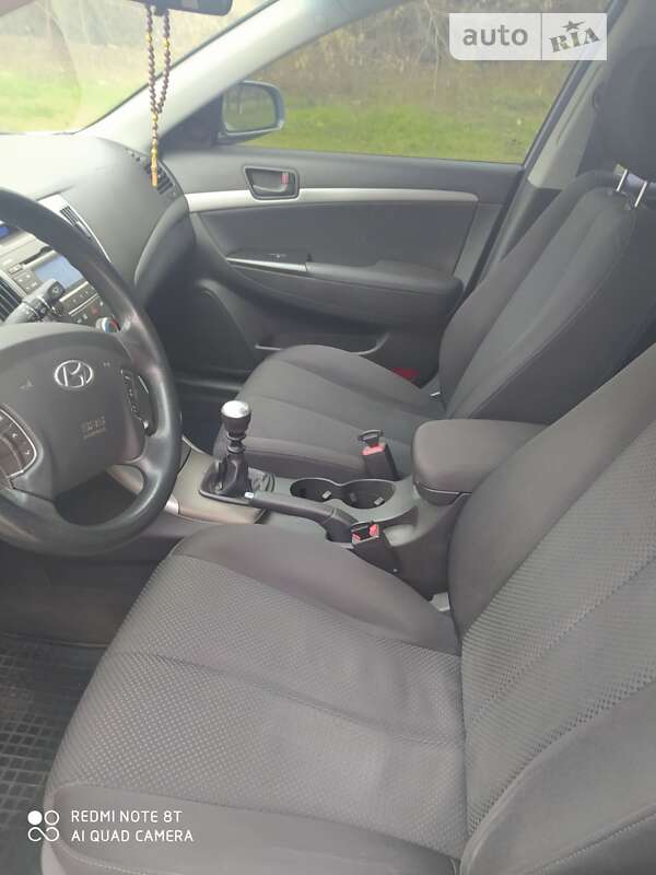 Седан Hyundai Sonata 2009 в Днепре