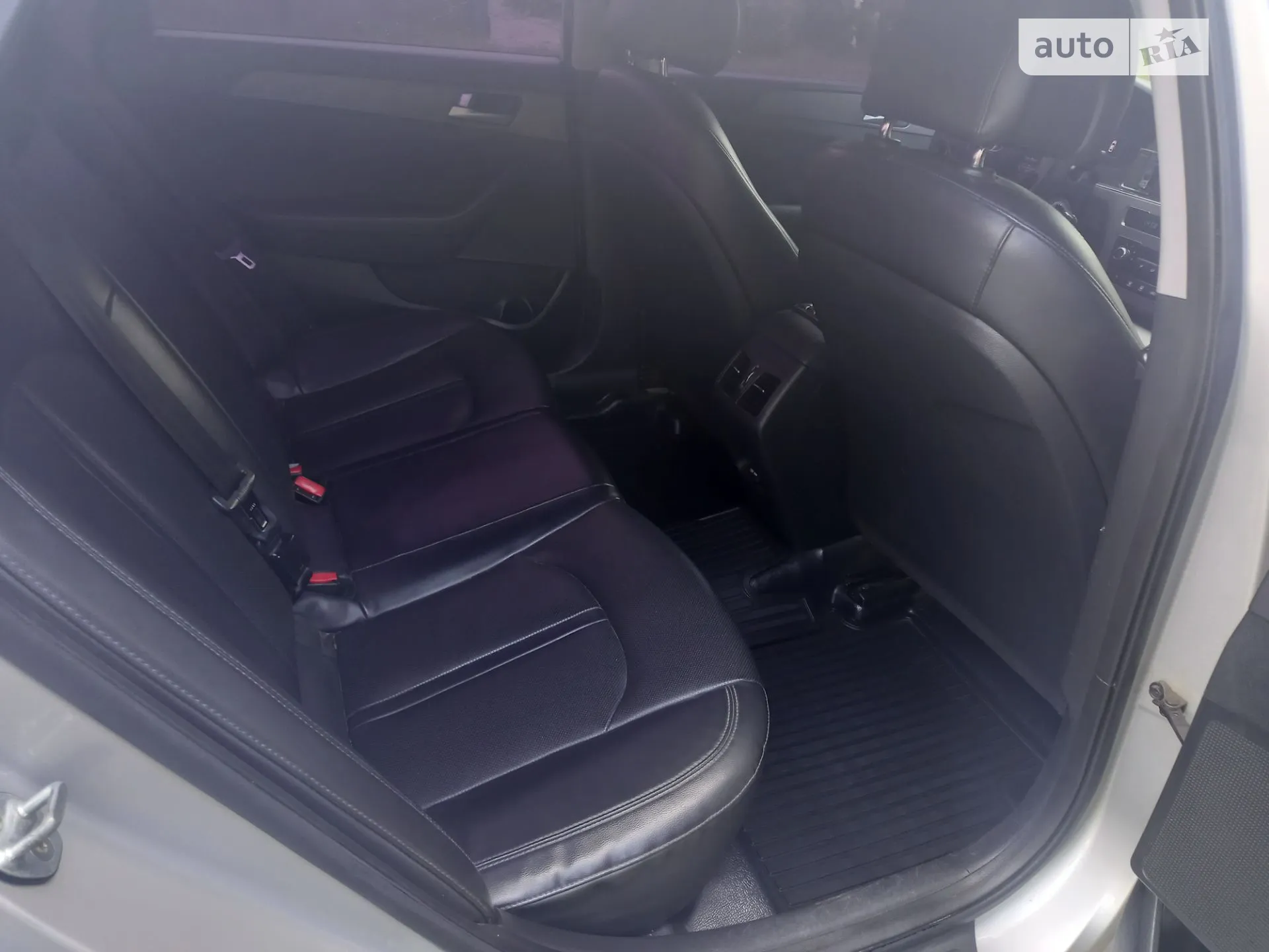 2015 Hyundai Sonata - мініатюра 13