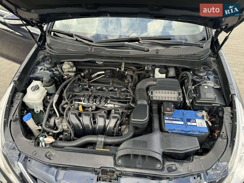 Седан Hyundai Sonata 2010 в Кременчуці