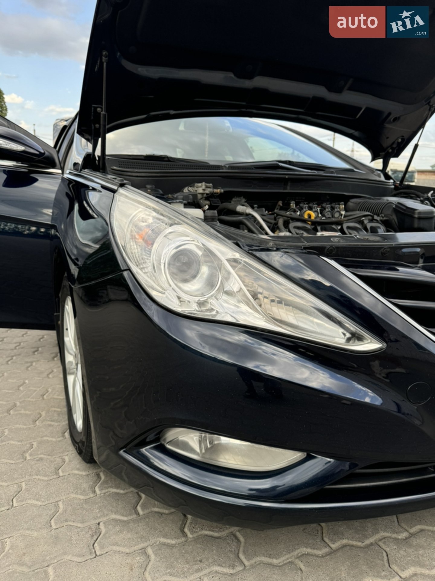 2010 Hyundai Sonata - мініатюра 27