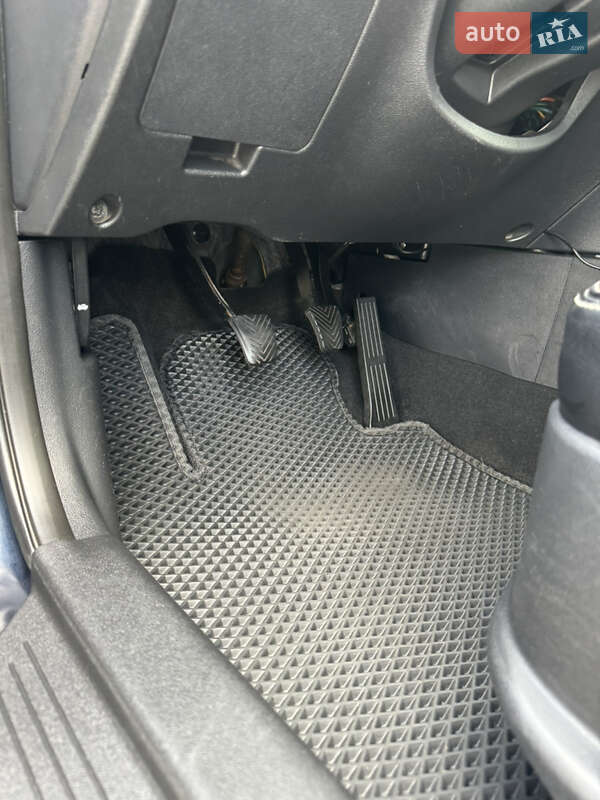 Седан Hyundai Sonata 2010 в Кременчуці