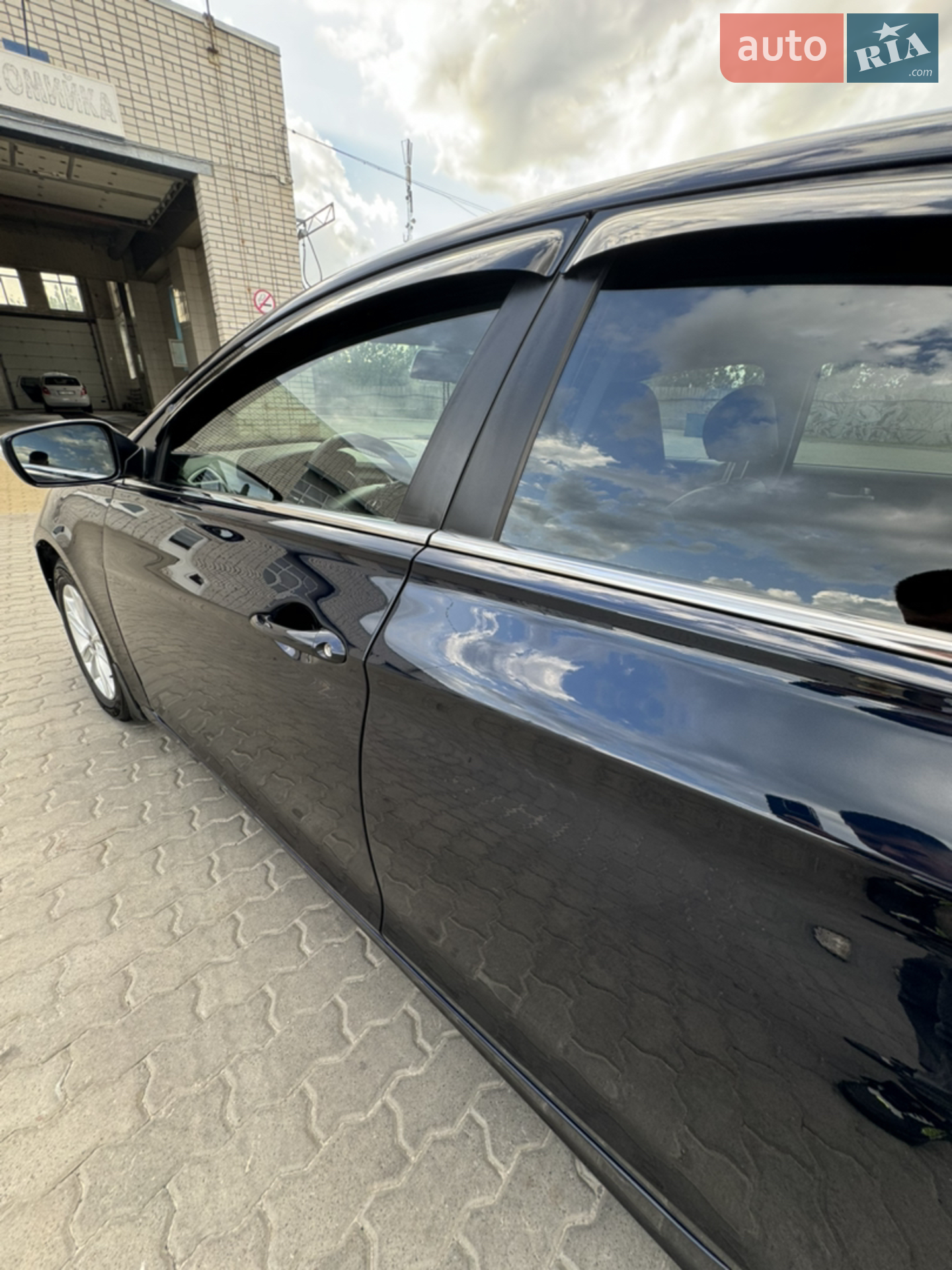 2010 Hyundai Sonata - мініатюра 31