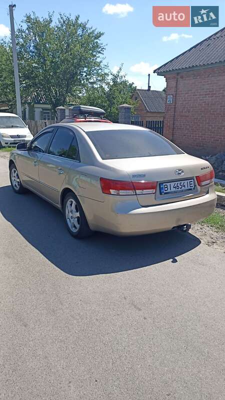 Седан Hyundai Sonata 2005 в Миргороді