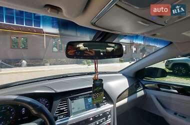 Седан Hyundai Sonata 2015 в 