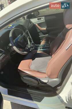 Седан Hyundai Sonata 2014 в 