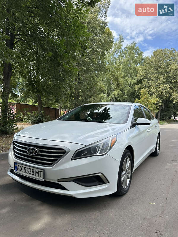 Седан Hyundai Sonata 2016 в Богодухове