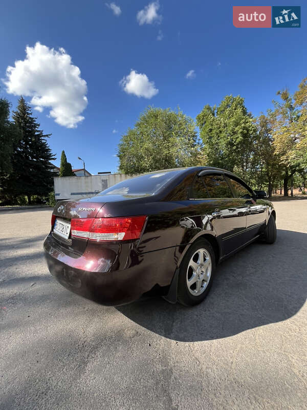 Седан Hyundai Sonata 2005 в Полтаве