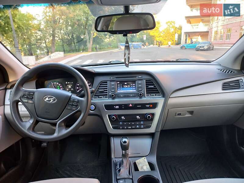 Седан Hyundai Sonata 2015 в Одесі