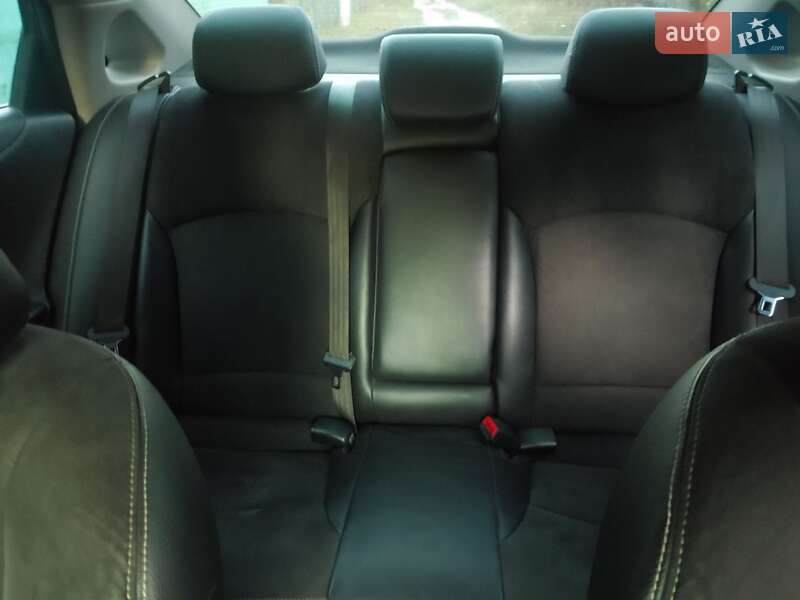 Седан Hyundai Sonata 2011 в Черкассах